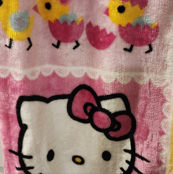 Hello Kitty Pink And Blue Easter Silk Touch Plush Blanket Throw, NWT - Picture 2 of 5